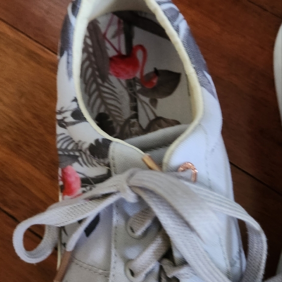 Ted Baker London Shoes - Picture 3 of 6